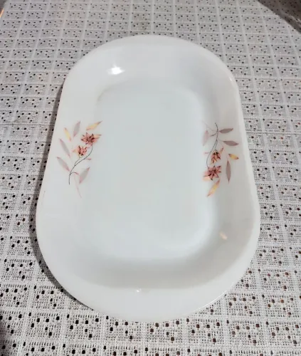 Travessa Oval de Vidro leitoso Decorada