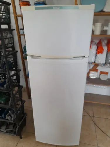 Geladeira Funcionando Perfeitamente com Garantia