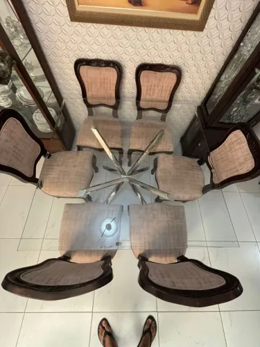 Mesa de Jantar em Vidro com 6 Cadeiras