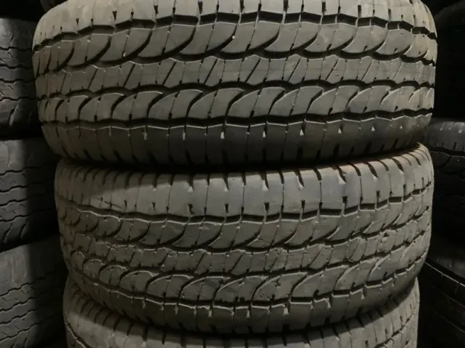 Pneu 265/60/18 LTX Mich 85 % de vida 