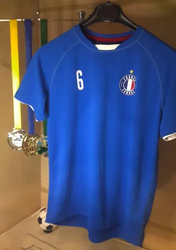 Camisa de Time - Seleção França - Marca H&M - Usada