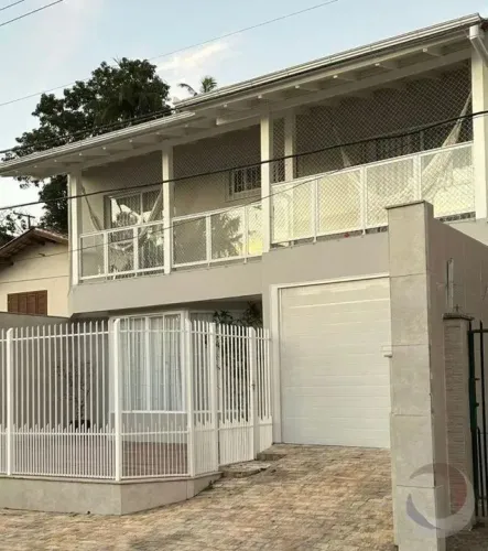 Casa para Venda em Florianópolis, Agronômica, 2 dormitórios, 2 suítes, 5 banheiros, 1 vaga