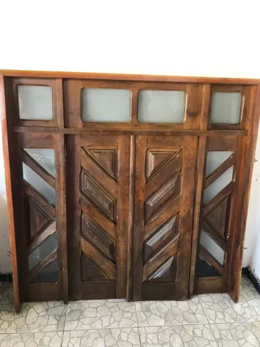 Janela de madeira Maracatiara