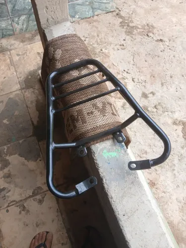 Vendo bagageiro novo pramoto125 2014
