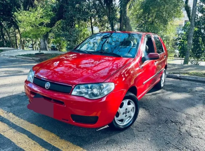Fiat Palio Attractive 1.0 EVO Fire Flex 8V 5P 2013