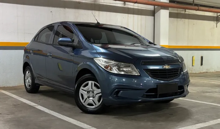 Chevrolet Onix Hatch LS 1.0 8V Flex Power Mec. 4P 2015