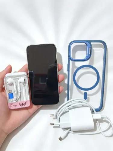 iPhone 13