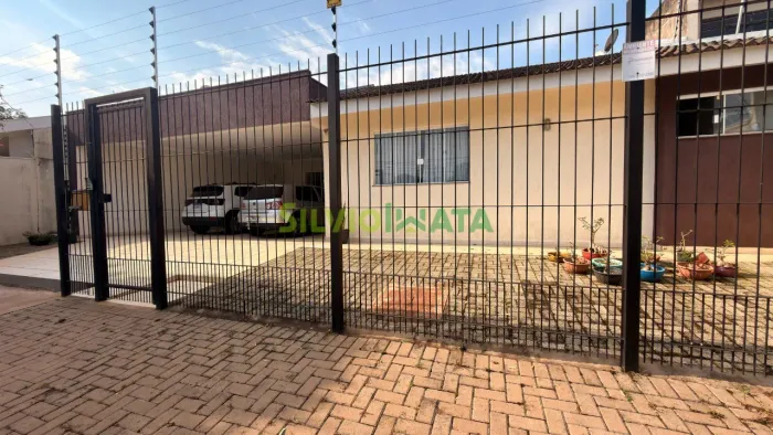 Casa a venda no bairro Zona 05 - Maringá/PR