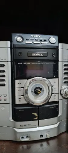 Som Sony Genezi