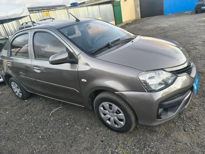 Toyota Etios X Sedan 1.5 Flex 16V 4P Mec. 2018
