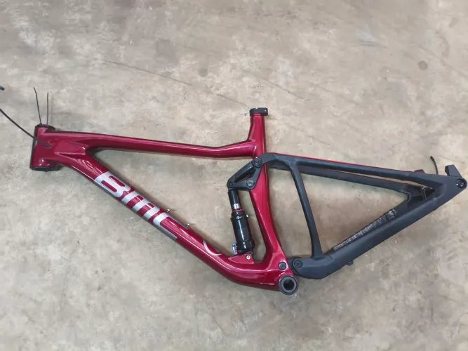 Quadro BMC Agonist M