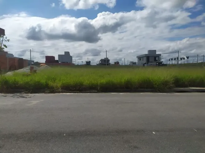 Terreno no Condominio Veredas do Campo a Venda