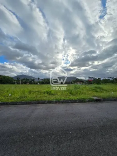 Lote com 337m² no Loteamento Victória em Schroeder, SC