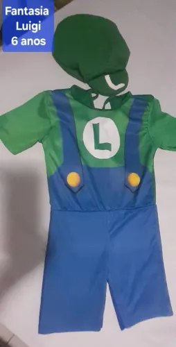 Fantasia do Luigi (Super Mário Bros) 6 anos