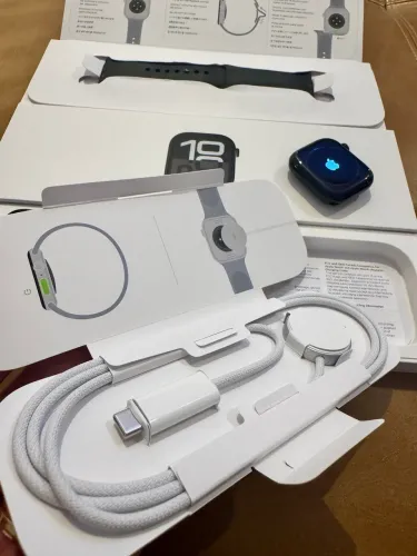 Apple Watch Série 10 42mm Jet Black Aluminium GPS