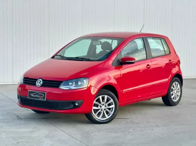 Volkswagen Fox 1.6 MI Total Flex 8V 5P 2014