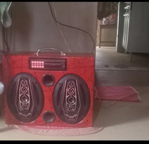 Vendo essa caixa de som 