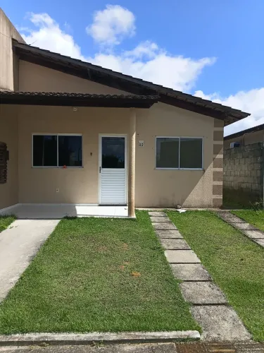 Alugo casa