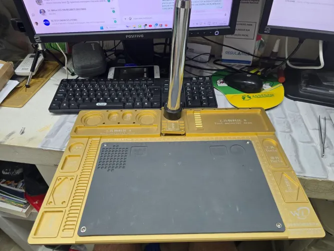 Base para Microscópio Alumínio Dourada com Manta Antiestática 
