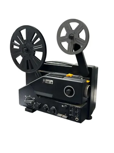 projetor de filmes antigo modelo Sankyo Sound-501, projetado para formatos Super 8.projeto
