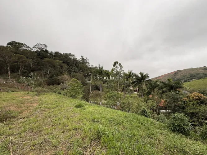 Condomínio de Chácaras em Volta Redonda - Lote à venda com 4.518 m²