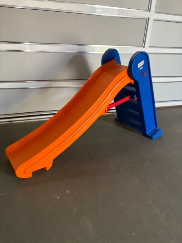 ESCORREGADOR INFANTIL