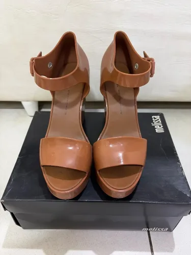 Melissa Mar Wedge
