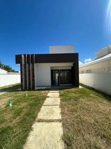 Casa à venda na Rua Erady Gomes Bueno, Jardim Atlântico Leste (Itaipuaçu), Maricá - RJ