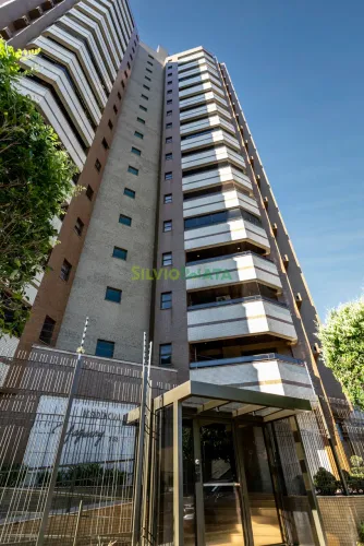 Cobertura Exclusiva à Venda no Edifício Yaguary Alto Padrão e Vista Privilegiada