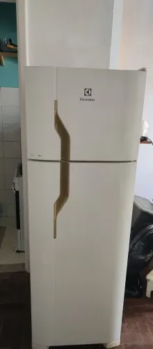 VENDO GELADEIRA ELETROLUX