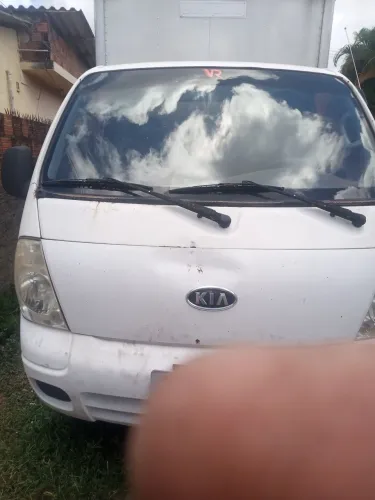 Kia bongo pra vender ,ano 2010