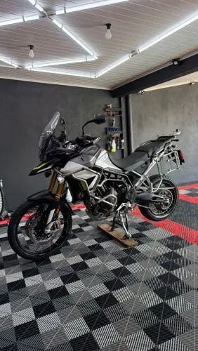 Vendo Tiger 900 Rally Pro - Edição Aragon ano2023 modelo 2024