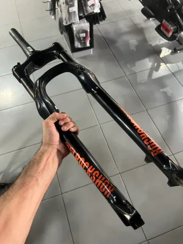 Suspensão CD com XC30 TK Air 29? - Trava no Guidão