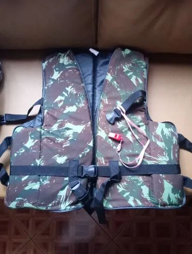5 Coletes salva vida camuflado
