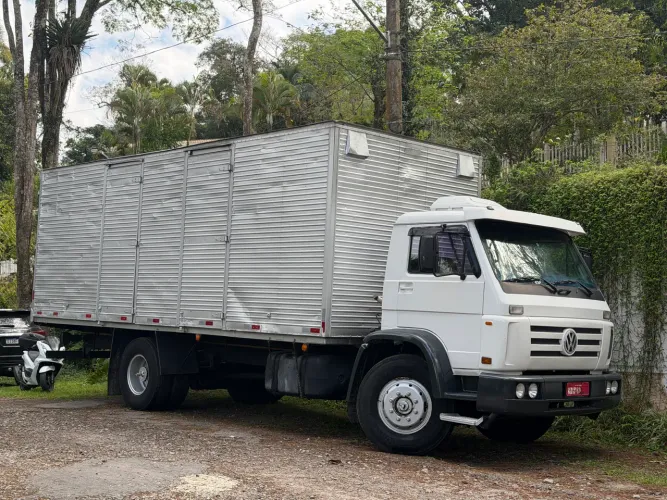 Caminhão toco VOLKSWAGEN 13 170 6c ano 2000