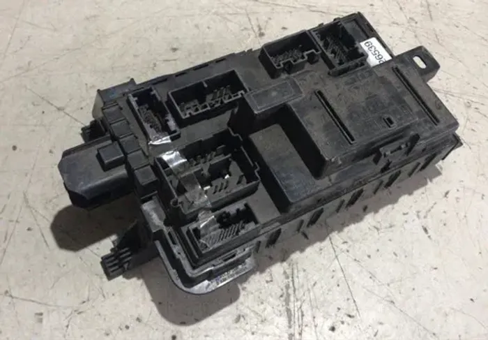 Caixa De Fusiveis Bsi Ford Edge V6 2008 4x4 / 7t4t-15604-bm