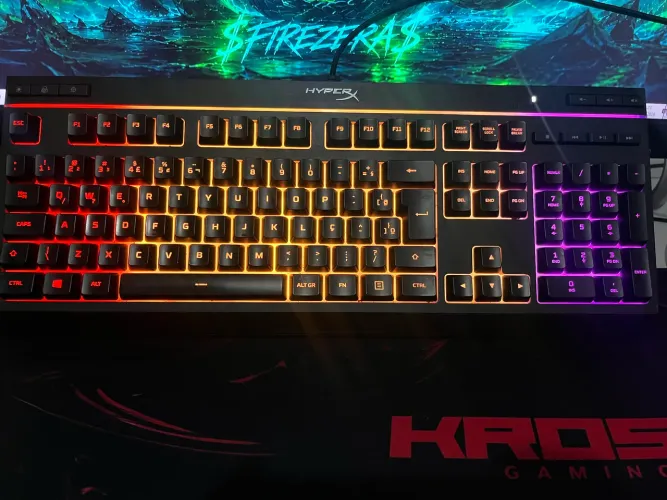 Teclado Gamer HyperX