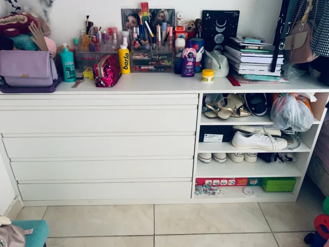 2 camas de solteiro + armário + cama com nichos + penteadeira planejados