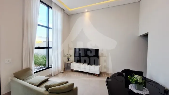 Casa em condomínio à venda em Indaiatuba-SP, Jardins do Império: 3 quartos, 1 suíte, 2 sal