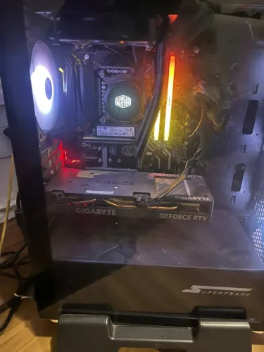Placa mãe Gigabyte Z390 M-GAMING + Intel Core i5 9600K + Water Cooler 120mm Cooler Master