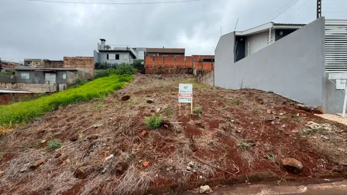 TERRENO À VENDA NO RESIDENCIAL INTERLAGOS EM APUCARANA.