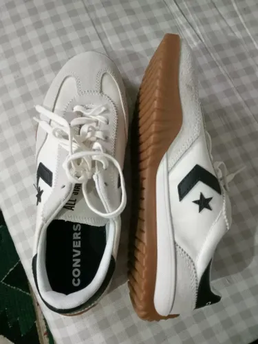Tênis novo da Converse