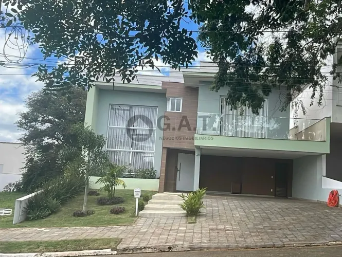 Casa em Condomínio: 3 Suítes, 2 Salas, 4 Vagas - Golden Park Residence, Sorocaba-SP - 205m