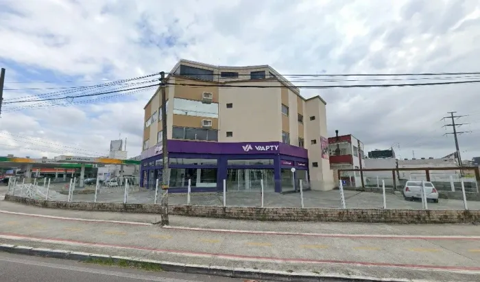 Prédio Comercial com 40 vagas de garagem à venda em Florianópolis.