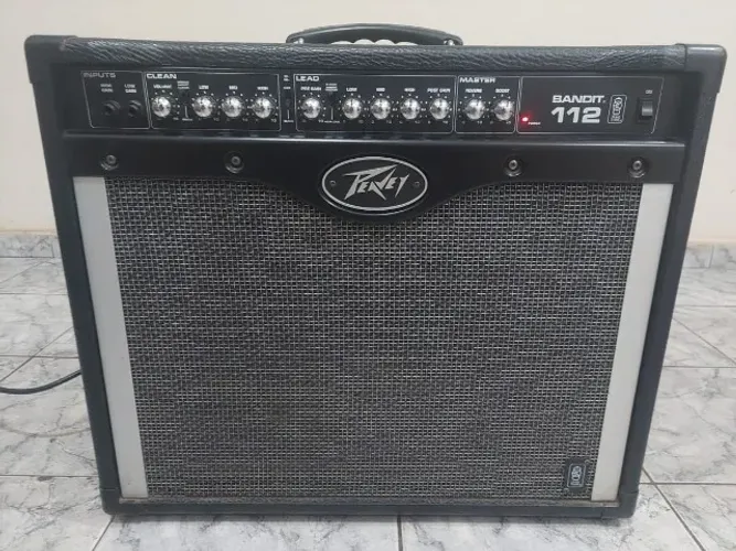 Amplificador Peavey Bandit 112