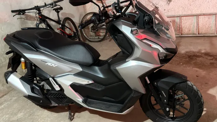 Honda ADV 160 ABS 2025 | Apenas 1.494 km | Impecável