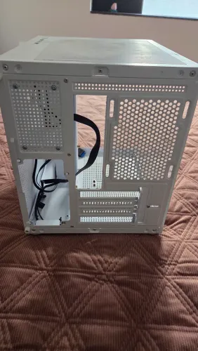 Gabinete Gamer Aquário Em Vidro Gb1797 Cor Branco