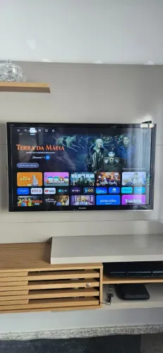 TV 42' Panasonic com FireTV