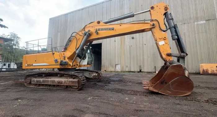 ESCAVADEIRA LIEBHERR 954C