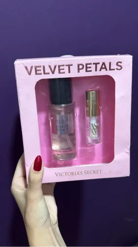 VICTORIA SECRETS ORIGINAL